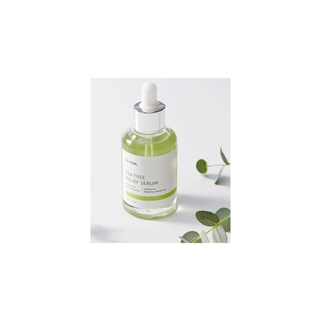 IUNIK IUSTEA SERUM ZA LICE UMIRUJUĆI SA EKSTRAKTOM ČAJNOG DRVETA 50ML